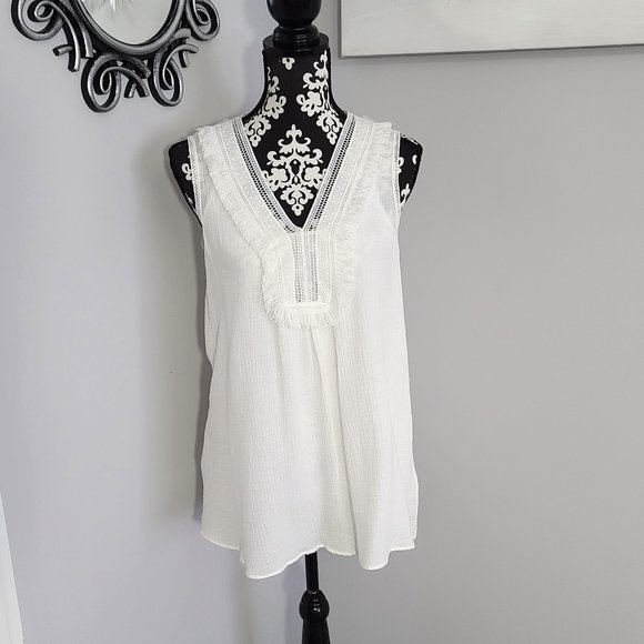 Max Studio Tops - NWOT-Max Studio White Crepe Top, Size Small